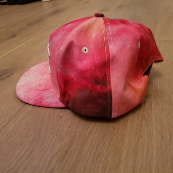 EDC Limited Edition 20th Anniversary Hat (RARE!) - Picture 3 of 4